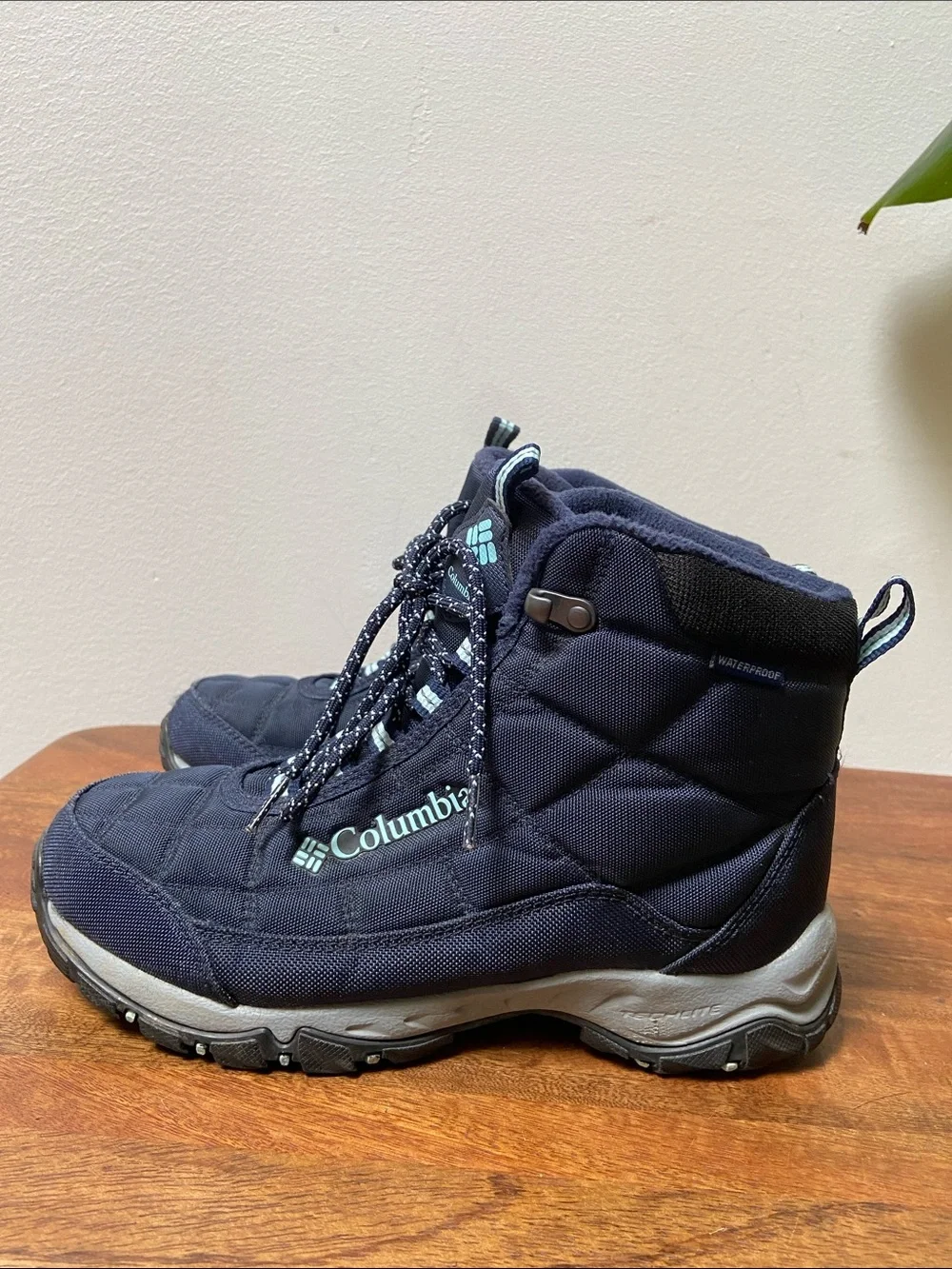 Columbia Women's Firecamp Boot Hiking Outdoor